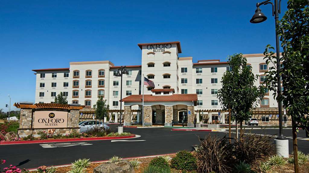Oxford Suites Paso Robles Esterno foto